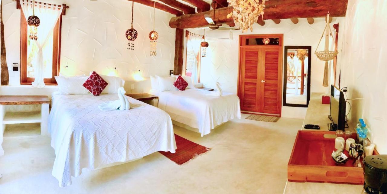 Palapas Del Sol Hotel